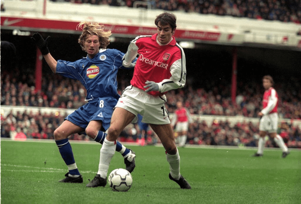 رابرت پیرس؛ فوتبالیستی که به زمان برای درخشش در انگلستان نیاز داشت.